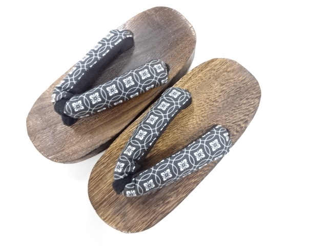 JAPANESE PAULOWNIA GETA FOR KIDS